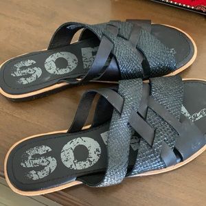 SOREL black leather sandals